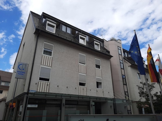 Gallery - Central Hotel