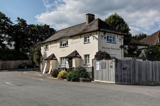 Gallery - Passage House Hotel