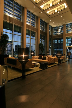 Gallery - Yas Plaza Circuit by IHG