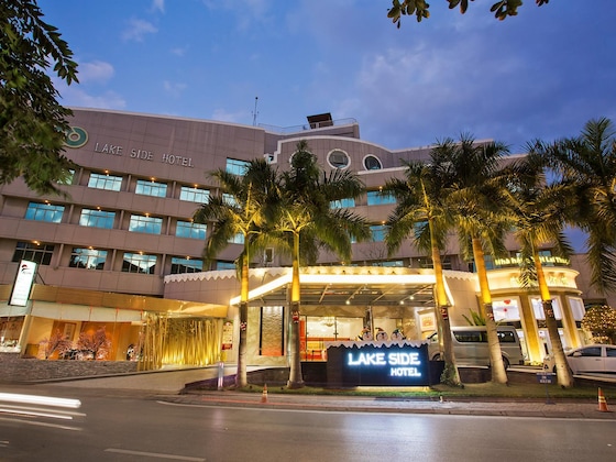 Gallery - Lake Side Hotel