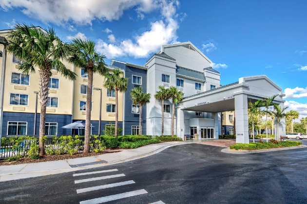 Gallery - Fairfield Inn & Suites By Marriott Naples