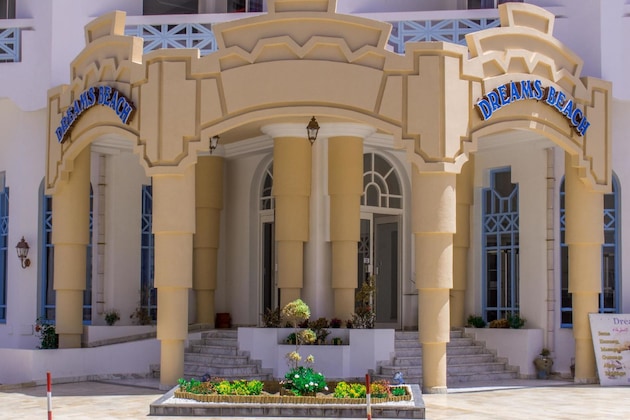 Gallery - Hotel Dreams Beach