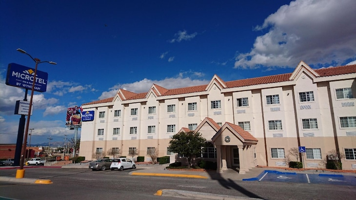 Gallery - Microtel Inn & Suites By Wyndham Chihuahua