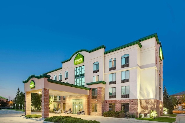 Gallery - Wingate By Wyndham Fargo