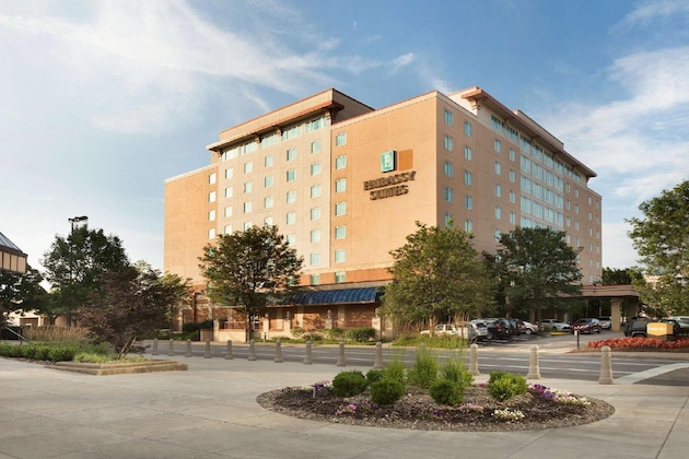 Gallery - Embassy Suites Charleston