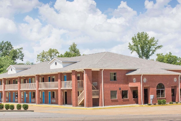 Gallery - Days Inn By Wyndham Tupelo