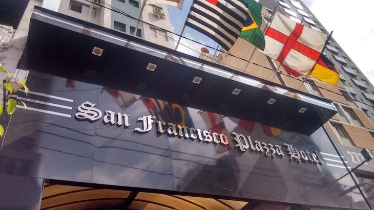 Gallery - San Francisco Plazza