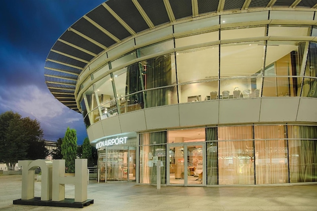 Gallery - Nh Lyon Airport