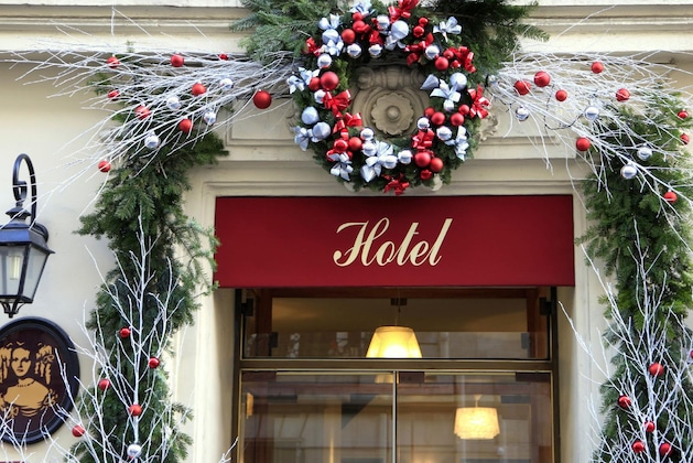 Gallery - Hotel De Sevigne