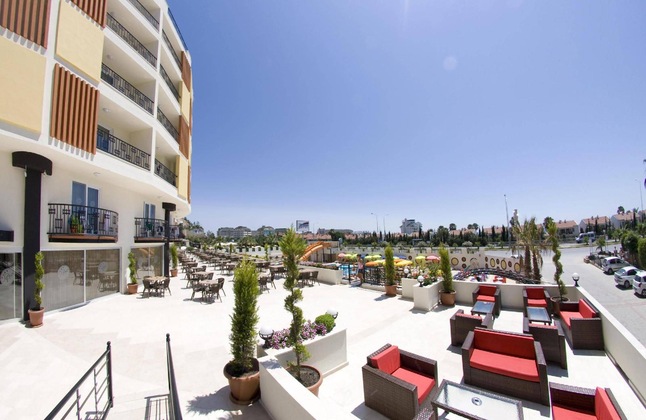 Gallery - Arabella World Hotel