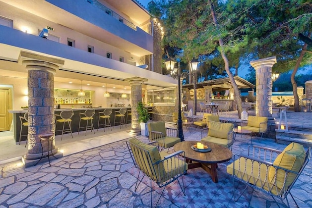Gallery - Vasilikos Beach