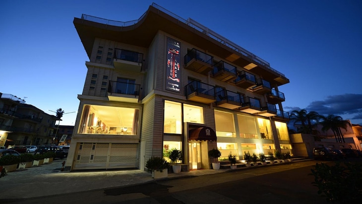Gallery - Grand Hotel Yachting Palace