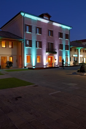 Gallery - Al Tezzon Hotel
