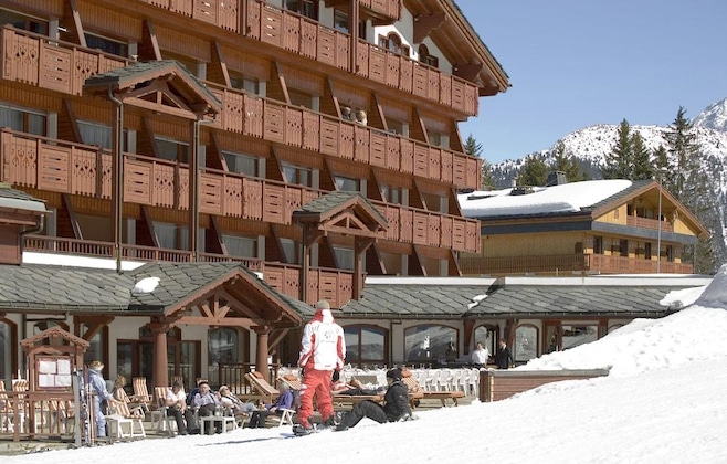 Gallery - Hotel Carlina Courchevel