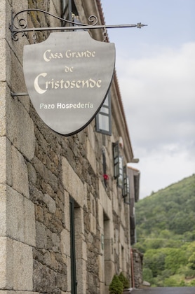Gallery - Casa Grande De Cristosende