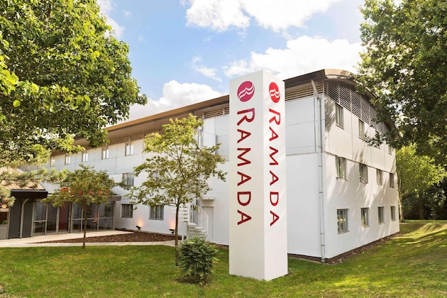 Gallery - Ramada By Wyndham South Mimms M25