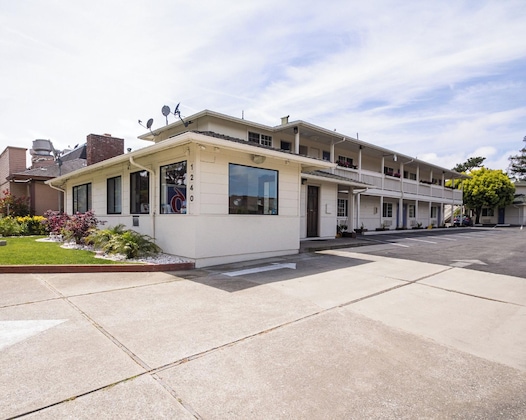 Gallery - Motel 6 Monterey Downtown