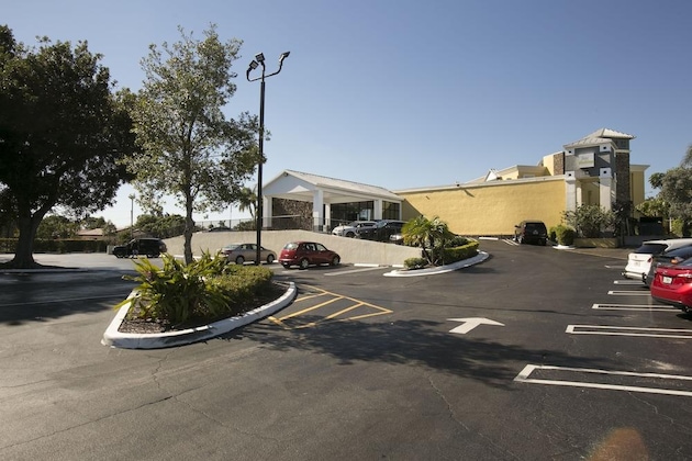 Gallery - The Inn At Boynton Beach