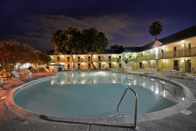 Gallery - Quality Inn & Suites Near Fort Sam Houston