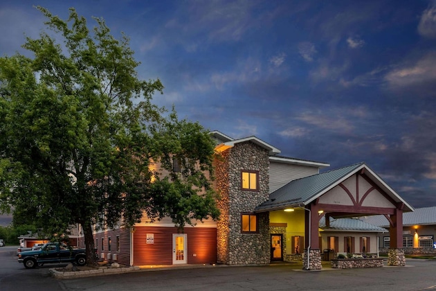 Gallery - Super 8 By Wyndham Spokane Valley