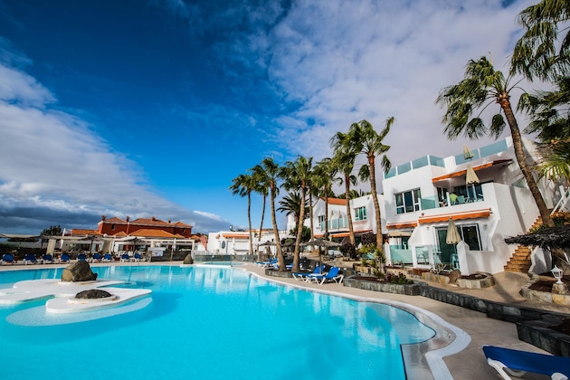 Gallery - Bahía Calma Beach