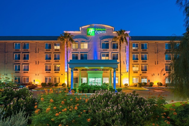 Gallery - Holiday Inn Express Hotel & Suites Peoria North - Glendale By Ihg