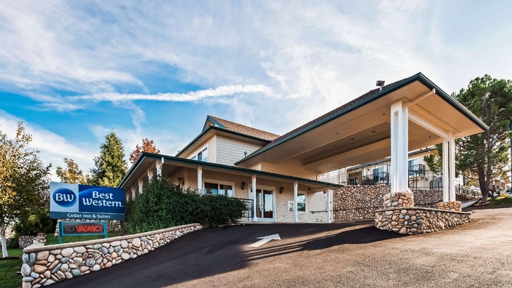 Gallery - Best Western Cedar Inn & Suites