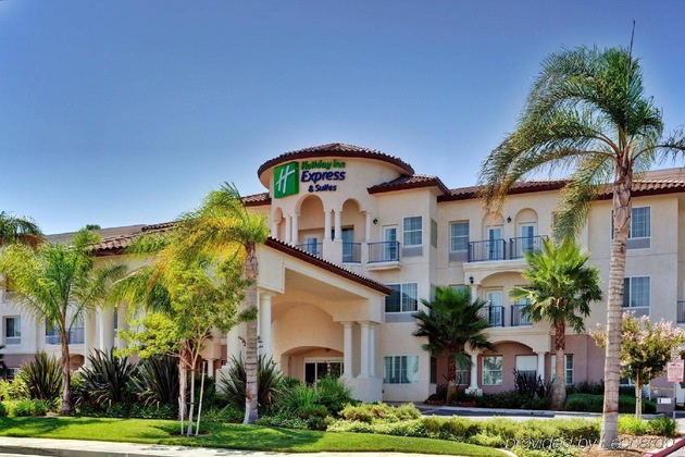 Gallery - Holiday Inn Express and Suites Corona