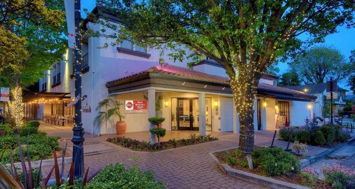 Gallery - Best Western Plus Palm Court Hotel