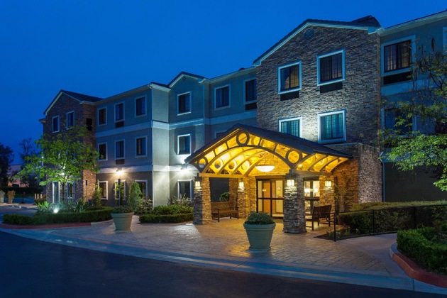 Gallery - Staybridge Suites Lake Forest By Ihg