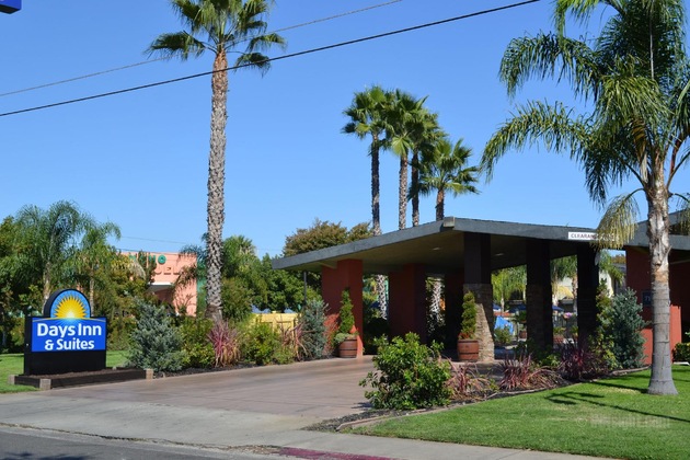Gallery - Days Inn & Suites By Wyndham Lodi