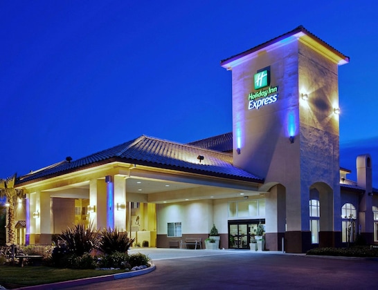 Gallery - Holiday Inn Express Madera - Yosemite Park Area By Ihg