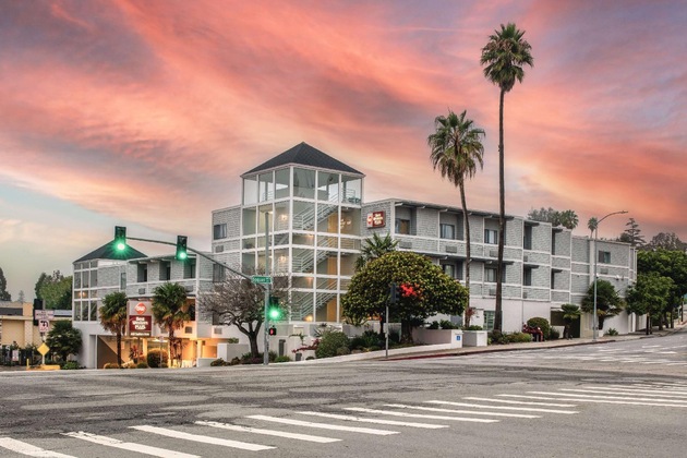 Gallery - Best Western Plus All Suites Inn