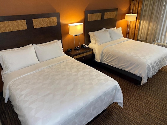 Gallery - Comfort Inn & Suites Danbury-Bethel