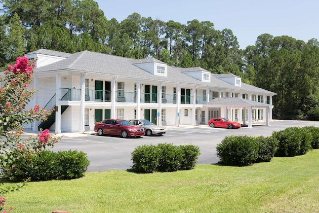 Gallery - Super 8 By Wyndham Statesboro