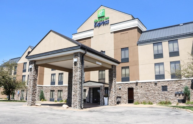 Gallery - Holiday Inn Express Cedar Rapids (Collins Rd) By Ihg