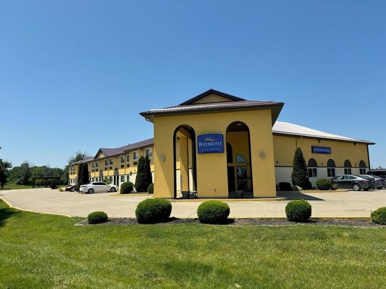 Gallery - Baymont By Wyndham Danville Il