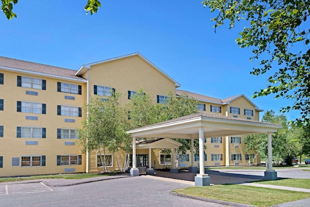 Gallery - Ramada By Wyndham Saco Old Orchard Beach Area