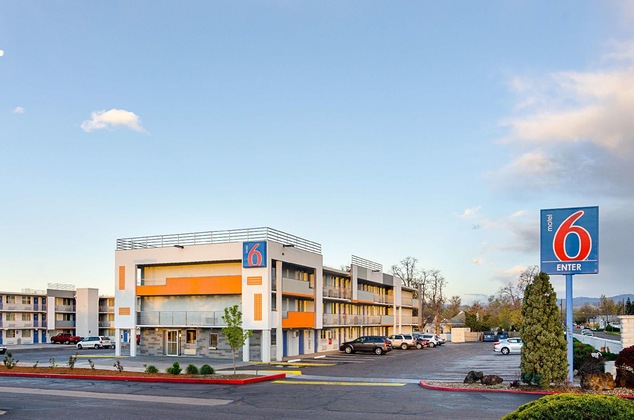 Gallery - Motel 6 Denver Central - Federal Boulevard
