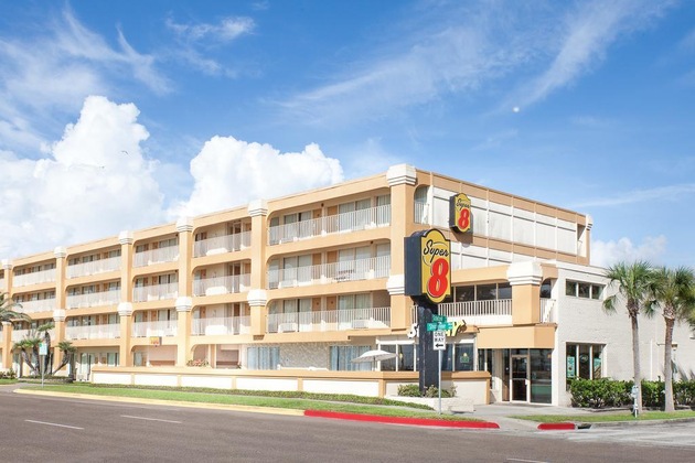Gallery - Super 8 Motel - Corpus Christi Bayfront Area