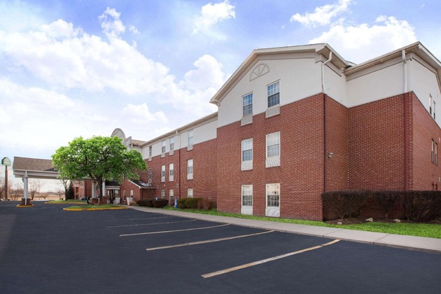 Gallery - Wingate By Wyndham Roseville Detroit