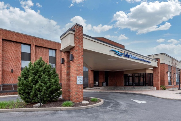 Gallery - Best Western Plus Oswego Hotel And Conference Center