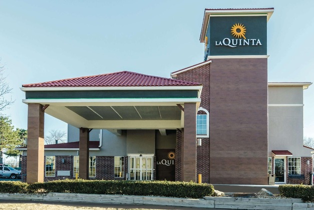 Gallery - La Quinta Inn & Suites By Wyndham Kansas City Airport