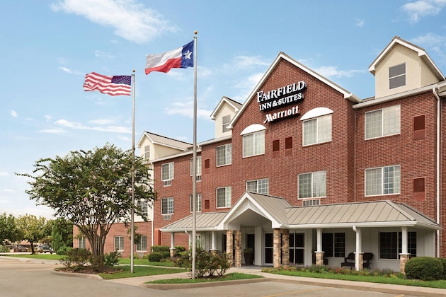 Gallery - Fairfield Inn & Suites Houston The Woodlands
