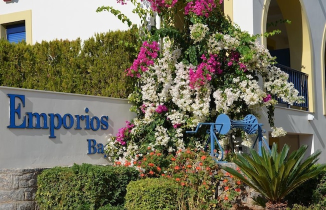 Gallery - Emporios Bay Hotel