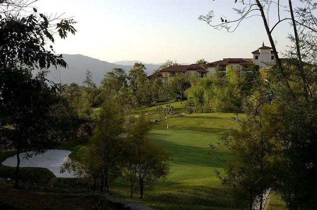 Gallery - Ananda In The Himalayas