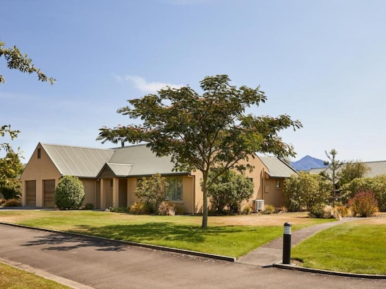Gallery - Vintners Retreat