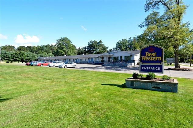 Gallery - Best Western Aurora Inn