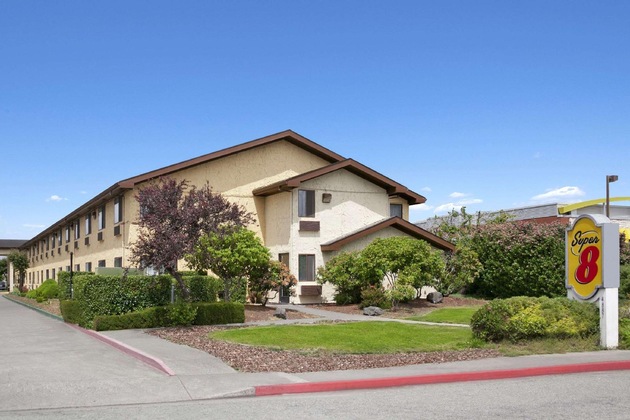 Gallery - Super 8 By Wyndham Arcata