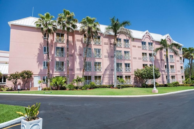 Gallery - Comfort Suites Paradise Island